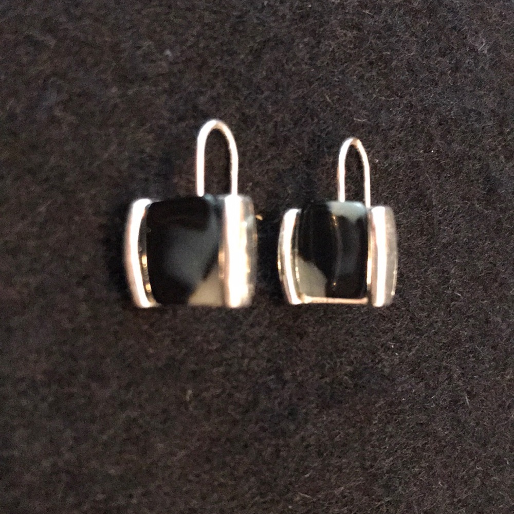 Pair of Silvertone and Black Shell drop Earrings
